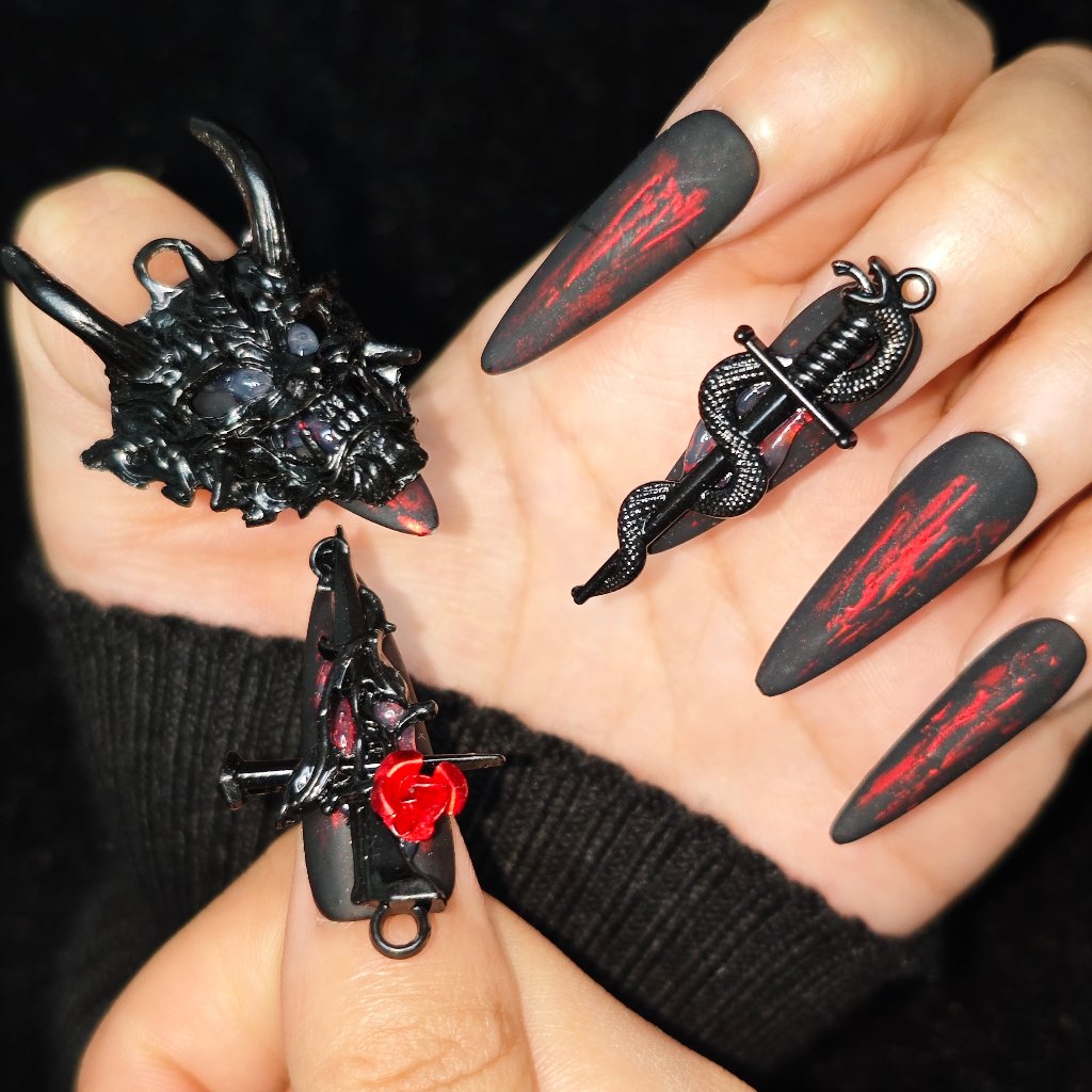 Dragon Thorn Handmade Press On Nails - Arcanus Nails